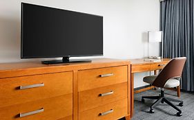 Courtyard By Marriott Montvale